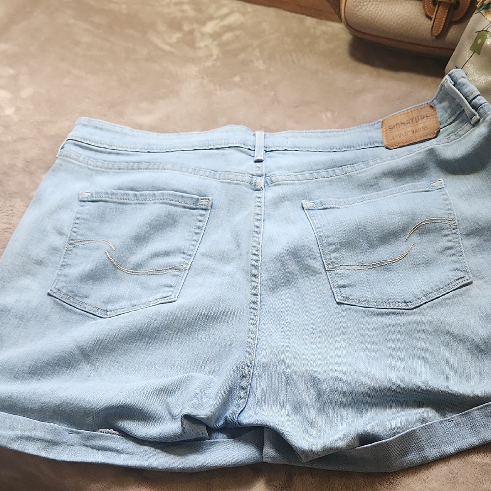 Signature by Levi Strauss Light Blue, Cuffed Hem, Jean Shorts - Picture 6 of 8